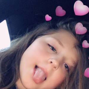 Meet your Posher, Dani rae